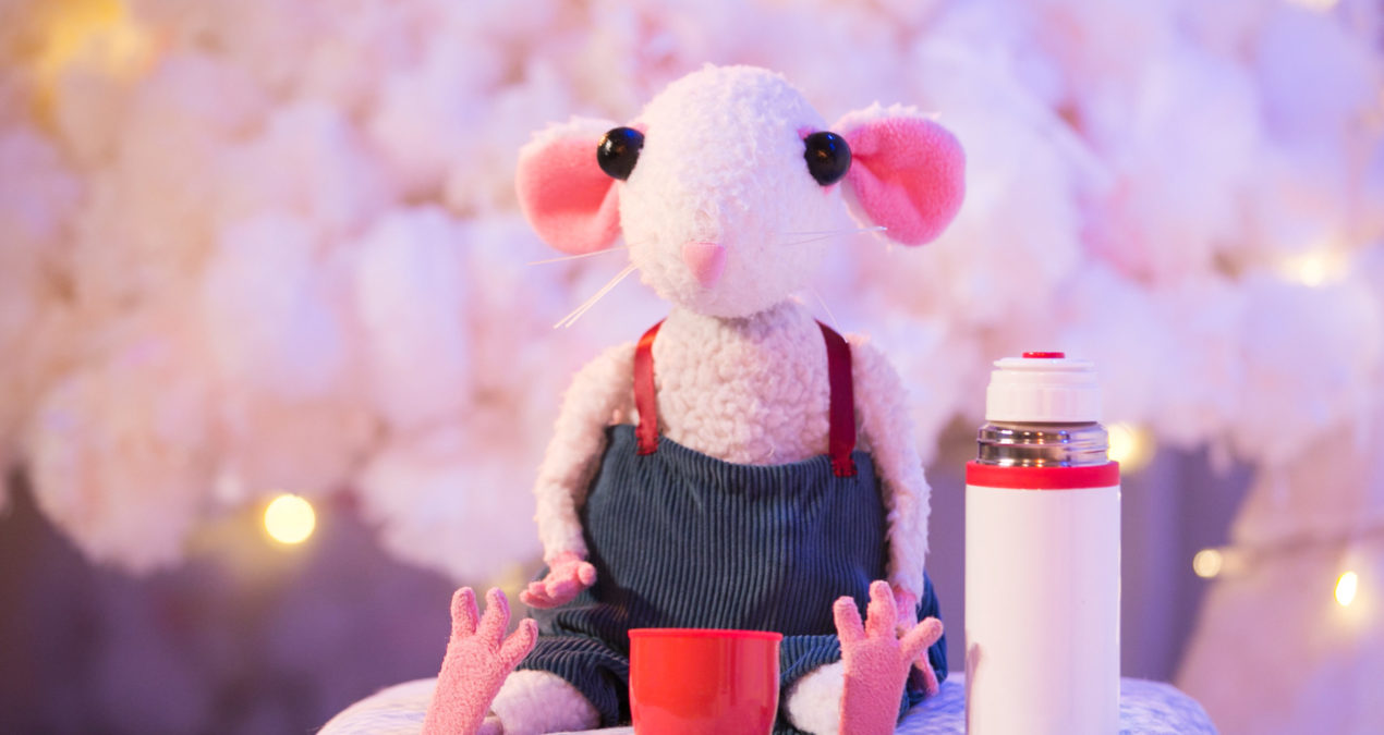 Theatre Review: Snow Mouse – Travelling Light at Warwick Arts Centre