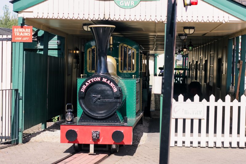 The main train at Drayton Manor in the station